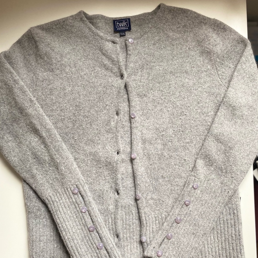 ❌SOLD❌ Wool Cardigan🐑 - Picture 2 of 7